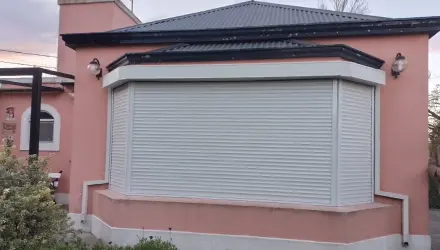 Sistema Mini Persianas de Aluminio Exterior - Cortinas y Aberturas Bahía Blanca