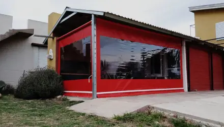 Toldo enrollable con cristal - Cortinas y Aberturas Bahía Blanca